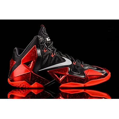 Lebron XI "Away" (001/negro/rojo)