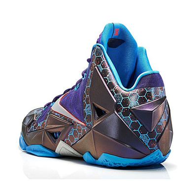 Lebron XI "Summit Lake Hornets" (500/purple/azul/negro/gris)