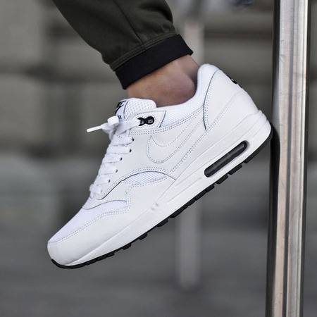 Nike Air Max 1 Essential (125/blanco/negro)