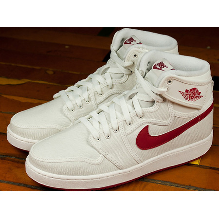 Air Jordan 1 Ko High Og "Timeless Canvas" (102/sail/varsity red)