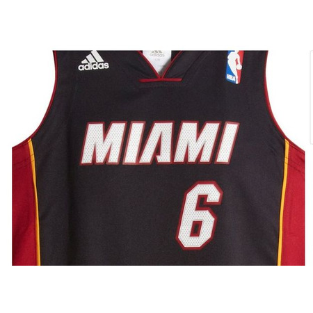 Pack Lebron James Miami Niño (negro/rojo)