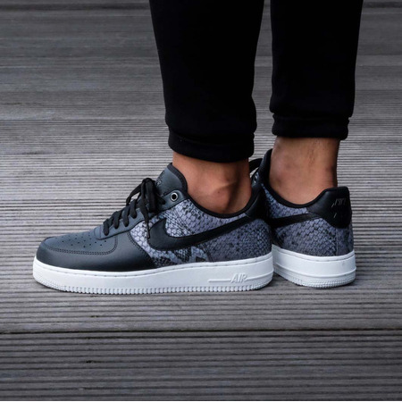 Air Force 1 '07 LV8 "Boa" (003)