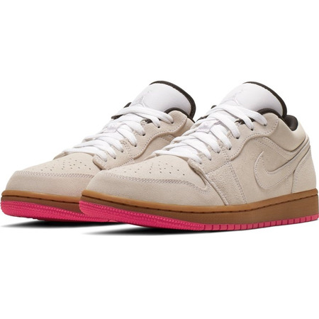 Air Jordan 1 Low "Beige Suede"