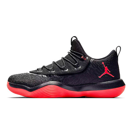 Jordan Super.Fly 2017 Low "Magma Bulls"