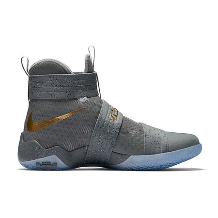 LeBron Soldier 10 SFG Player Edition "Golden Wolf" (010/grey/gold)