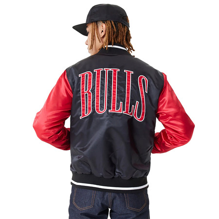 New Era NBA Chicago Bulls Satin Bomber "Black-Red"