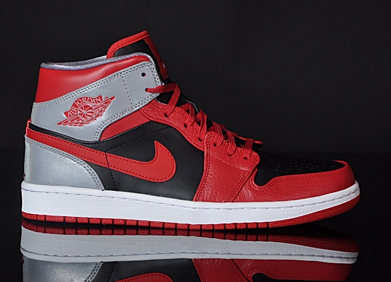 air jordan 1 mid fire red