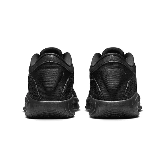 Nike G.T. Hustle Academy "Black"