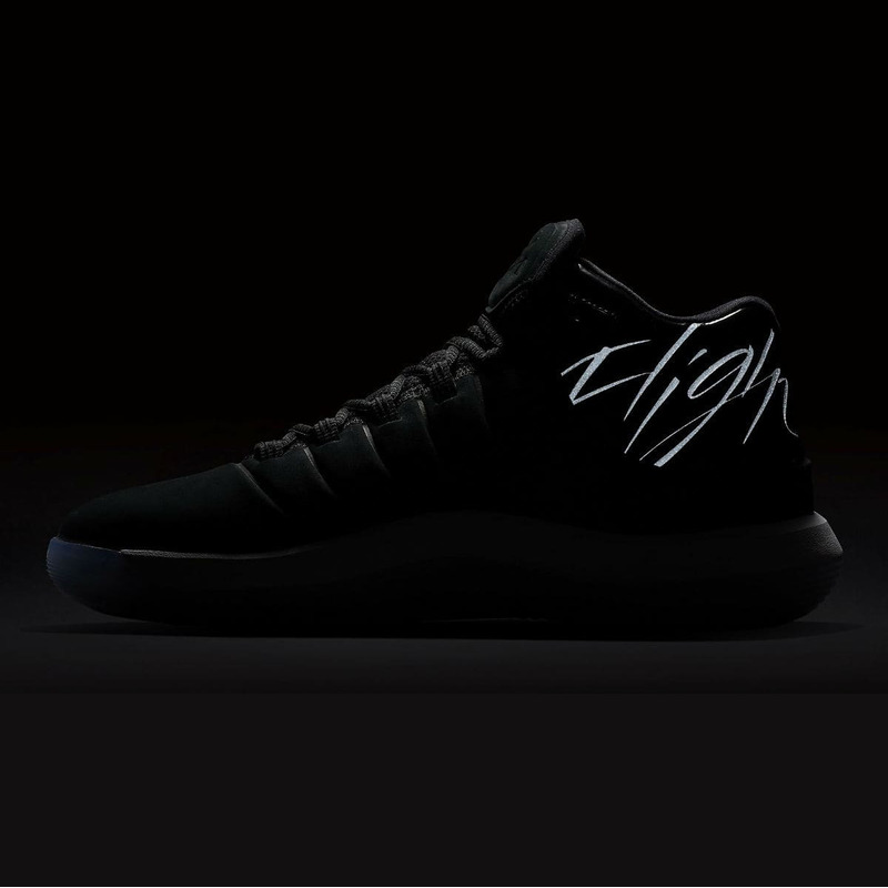 Blake griffin hotsell space jam shoes