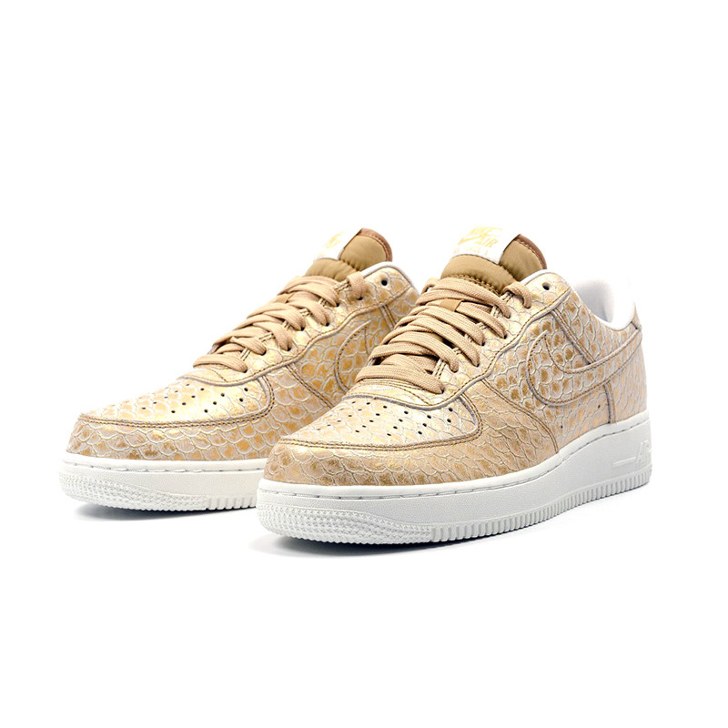 Nike air force 1 mid dorados on sale