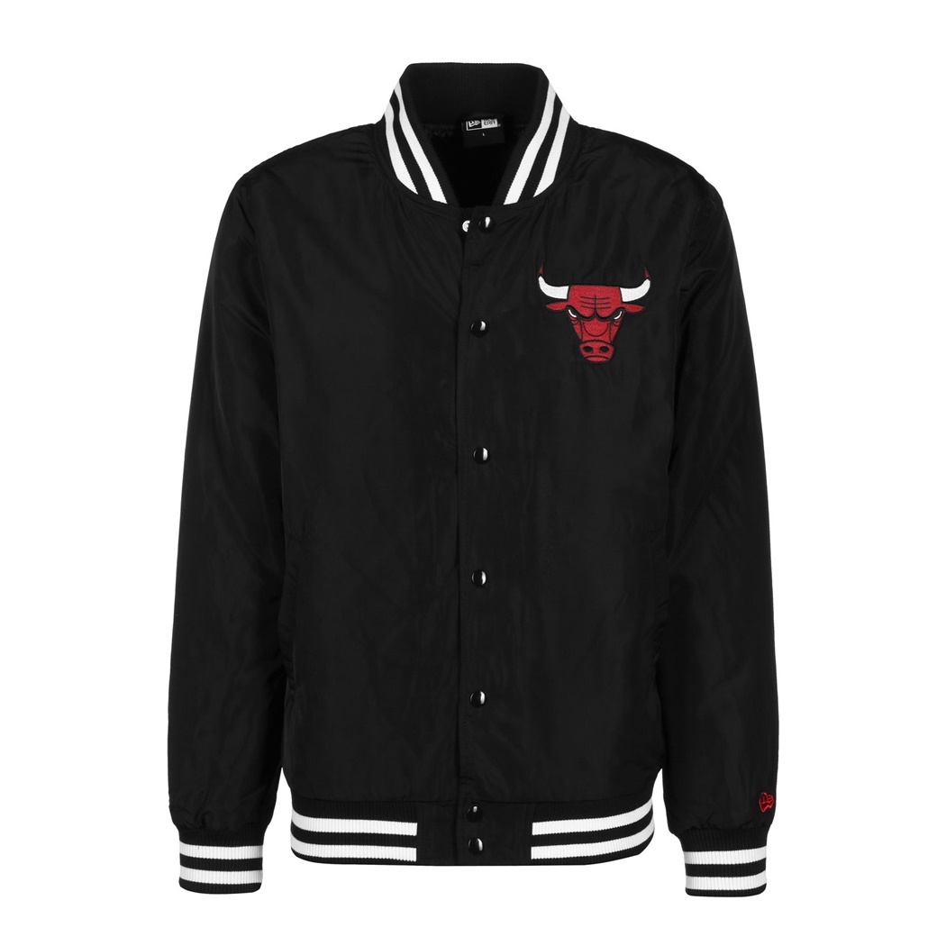 Бомбер мужской NBA New era. Бомбер New era Chicago bulls. New era бомбер bulls. Куртка бомбер мужская Chicago bulls.